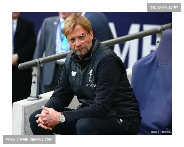 内维尔评曼联现状：球队陷入循环，类似克洛普上任前的利物浦