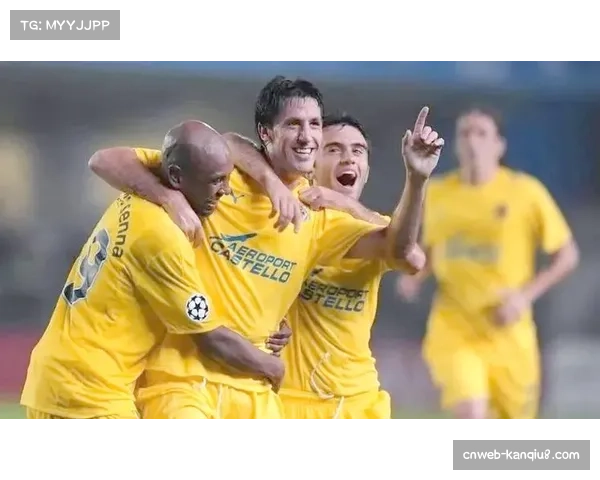 雷恩主帅谈欧联杯出局后重心:全力确保联赛前三席位 雷恩主帅谈欧联杯出局后重心:全力确保联赛前三席位